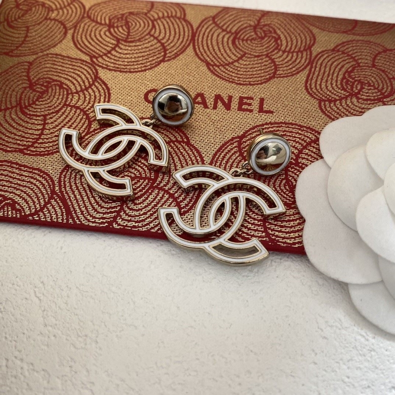 Ch**el earrings